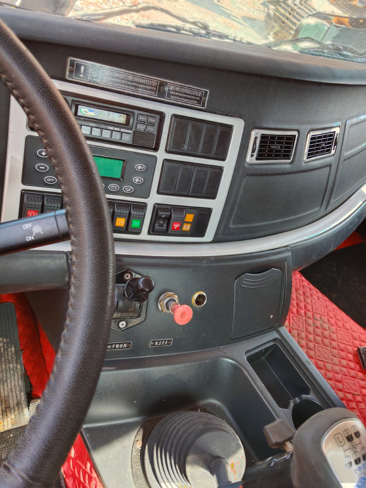 XCMG XCT50K - Grua móvel: foto 4 XCMG XCT50K - Grua móvel: foto 4