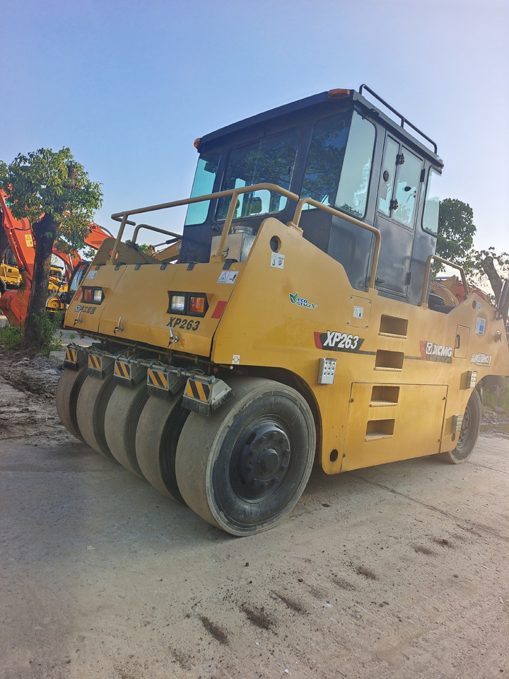 XCMG XP263 - Compactador de pneus: foto 4 XCMG XP263 - Compactador de pneus: foto 4