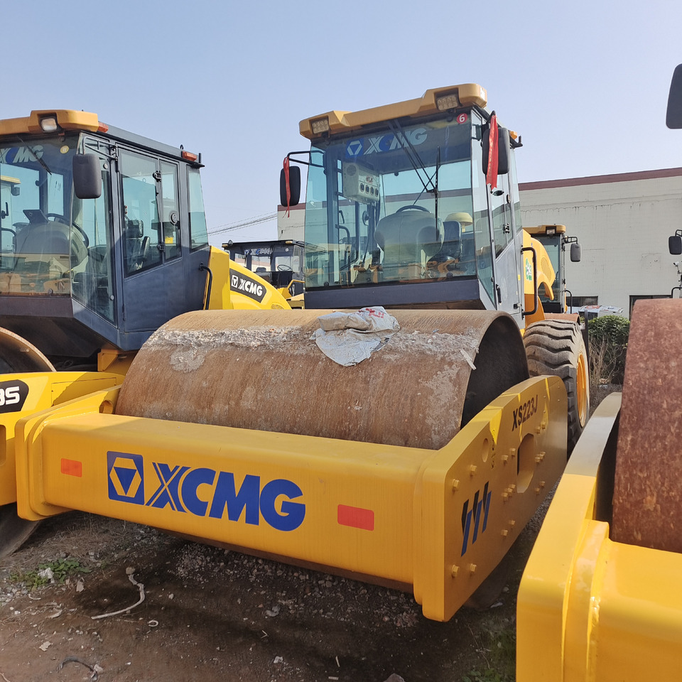 XCMG XS223J - Compactador de asfalto: foto 5 XCMG XS223J - Compactador de asfalto: foto 5