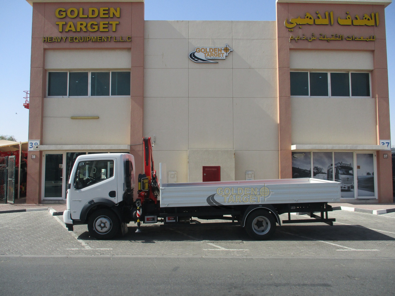 Leasing de Ashok Leyland PARTNER LX 4x2 with Fassi F50A.022 Crane Ashok Leyland PARTNER LX 4x2 with Fassi F50A.022 Crane: foto 6
