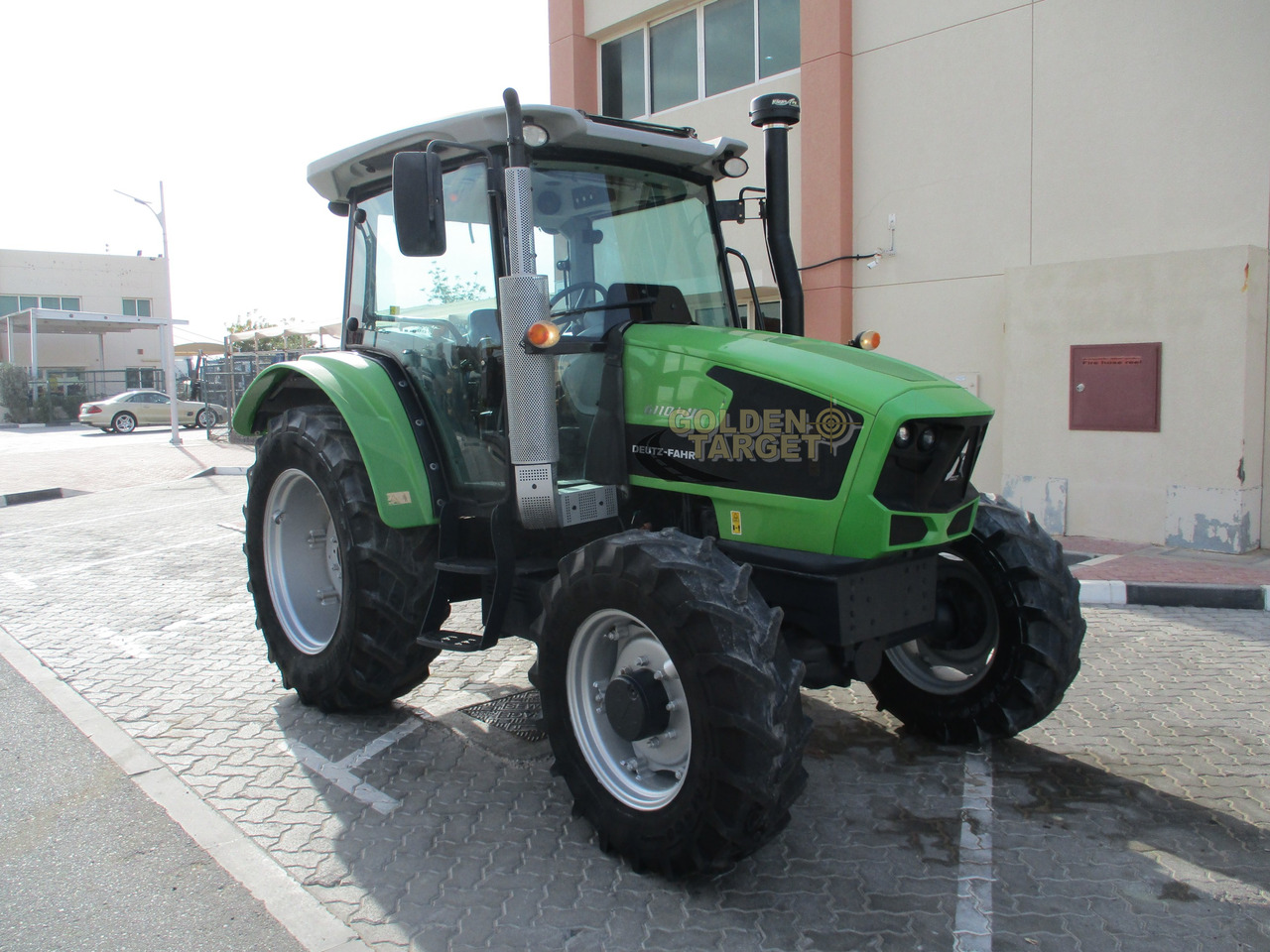 DEUTZ 6110.4W - Trator: foto 1 DEUTZ 6110.4W - Trator: foto 1