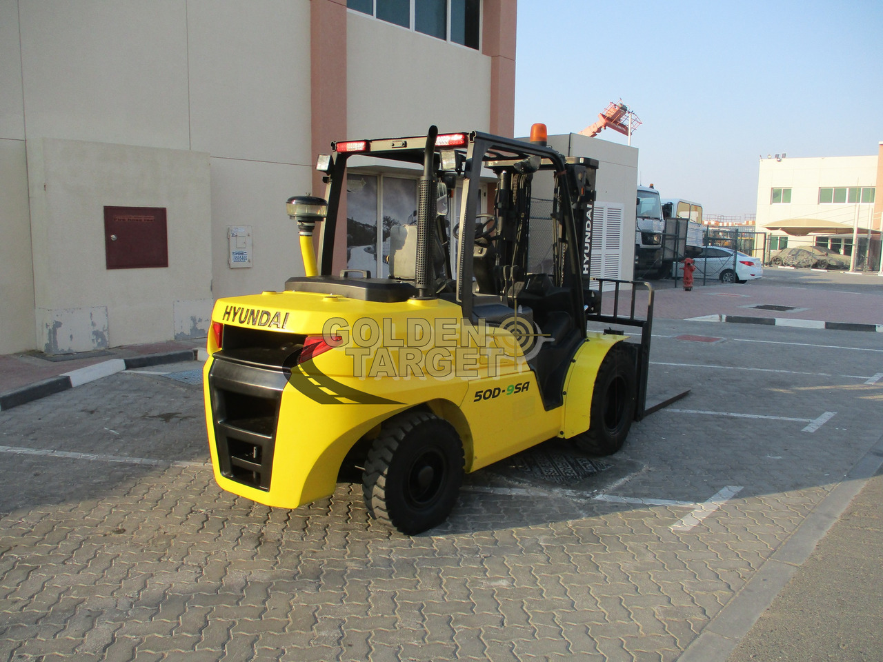 HYUNDAI 50D-9SA Forklift - Empilhadeira a diesel: foto 3 HYUNDAI 50D-9SA Forklift - Empilhadeira a diesel: foto 3