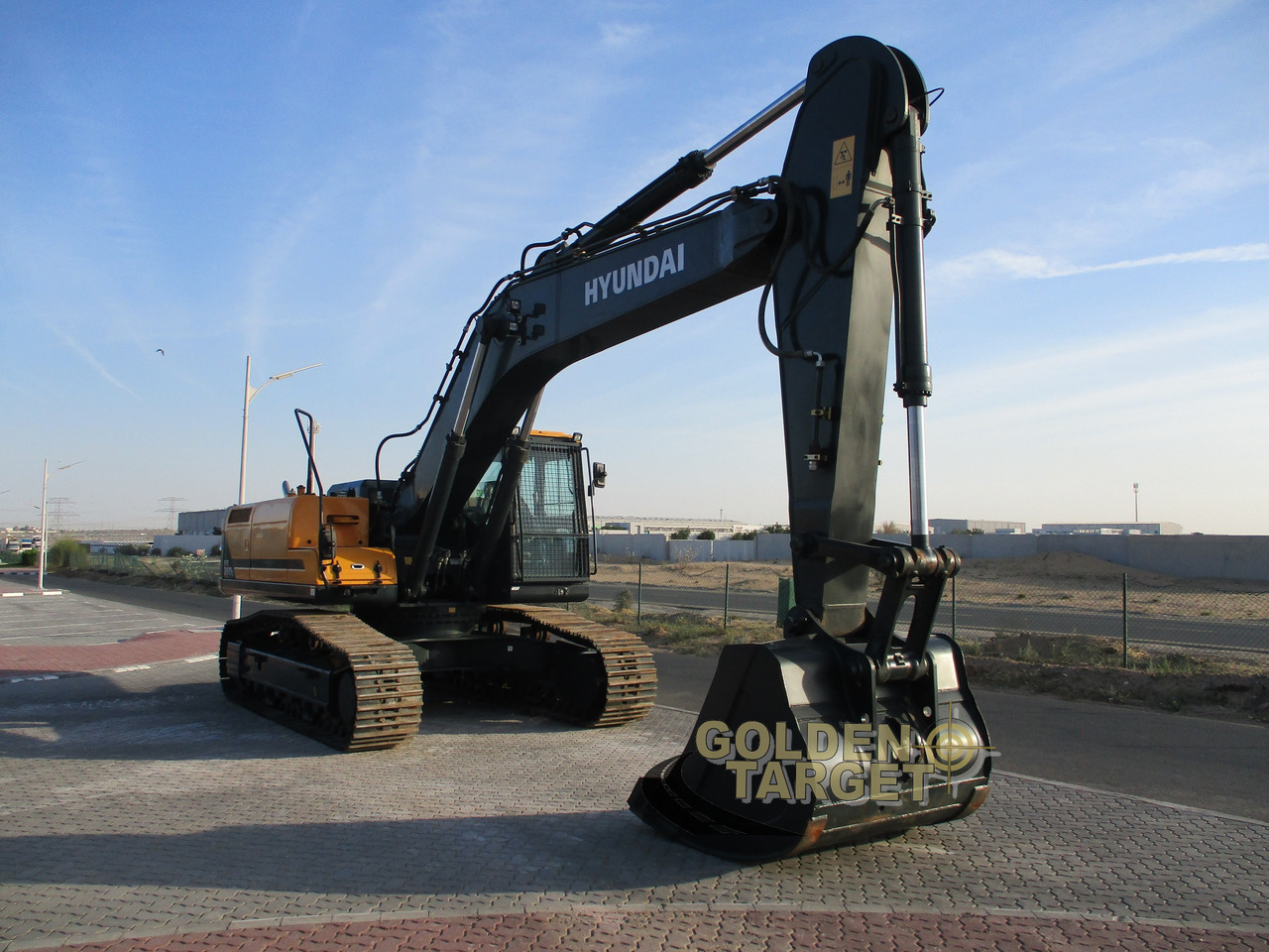 HYUNDAI HX360L Hydraulic Excavator - Escavadeira: foto 2 HYUNDAI HX360L Hydraulic Excavator - Escavadeira: foto 2