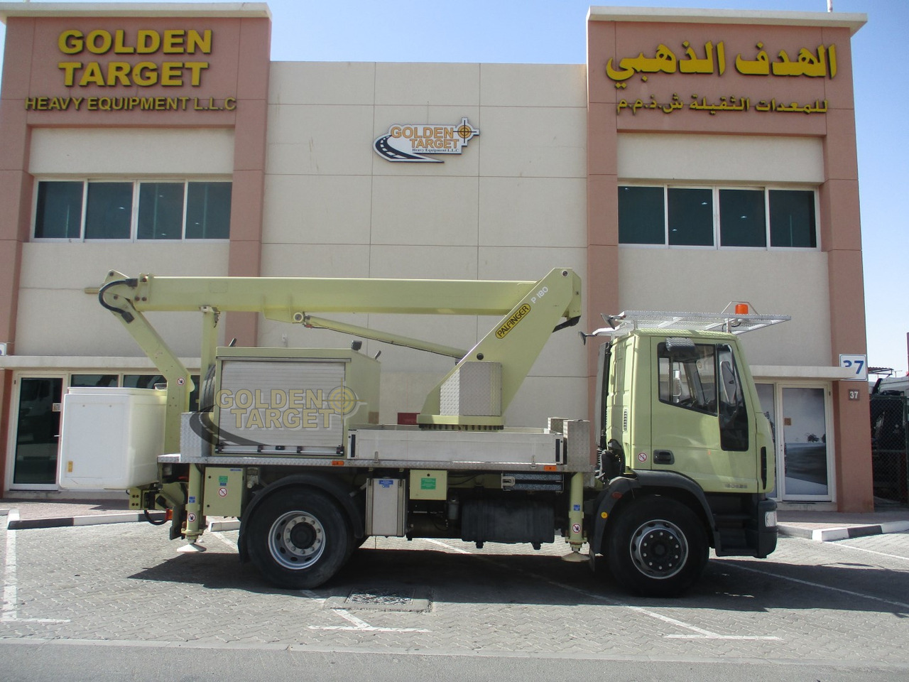 Iveco EURO CARGO 180E28 4x2 PALFINGER P180 Manlift - Caminhão com plataforma aérea: foto 5 Iveco EURO CARGO 180E28 4x2 PALFINGER P180 Manlift - Caminhão com plataforma aérea: foto 5