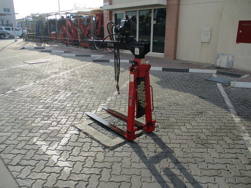 Kinshofer KM401H-1500 - Guindaste: foto 2 Kinshofer KM401H-1500 - Guindaste: foto 2