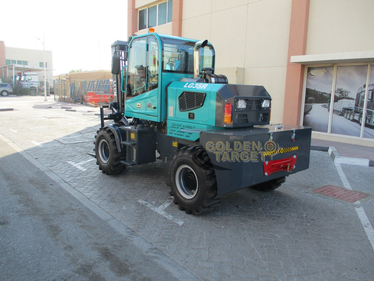 LGCM LG35R Rough Terrain Forklift - Empilhadeira a diesel: foto 4 LGCM LG35R Rough Terrain Forklift - Empilhadeira a diesel: foto 4