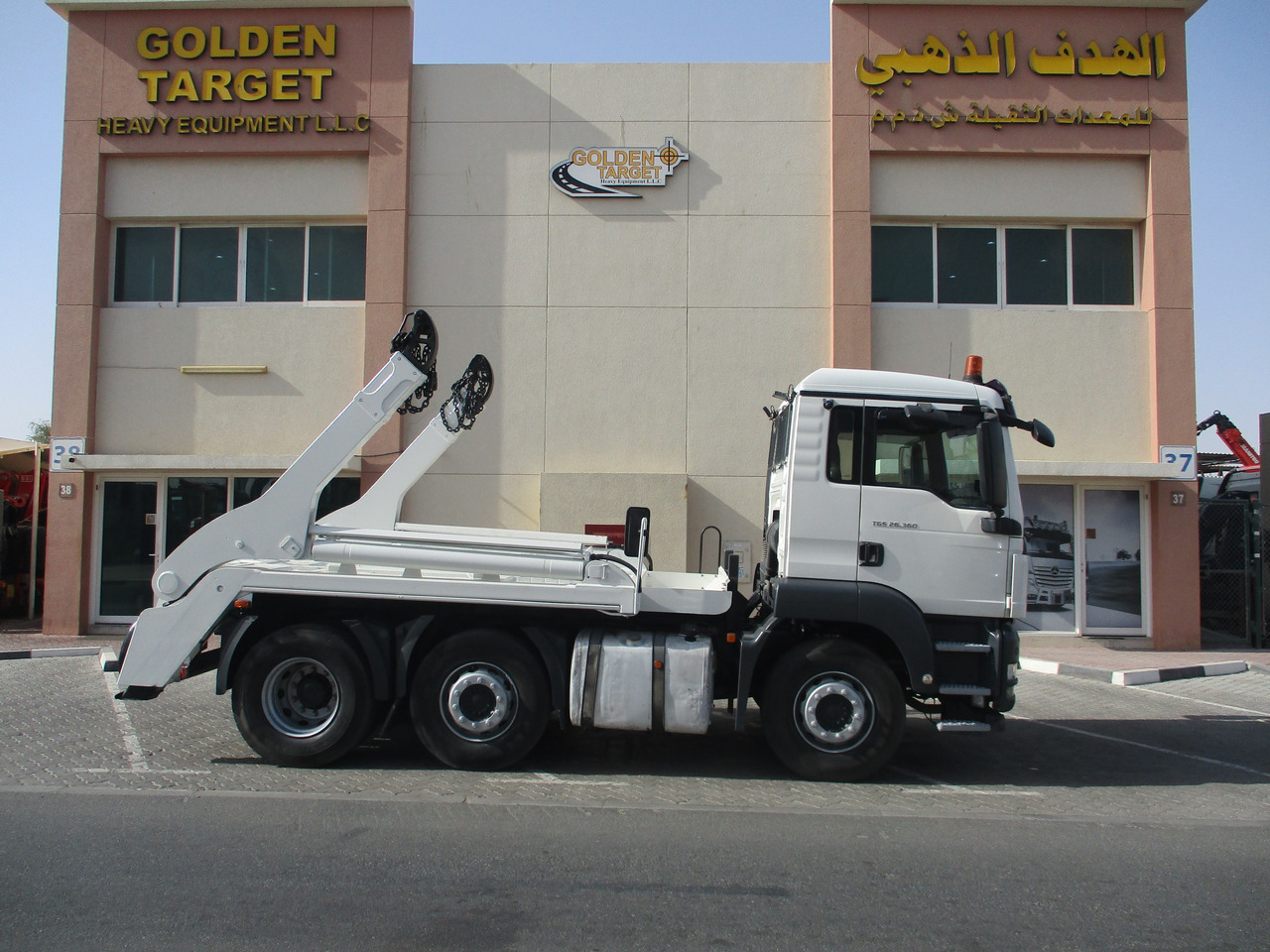 MAN TGS 26.360 6x2 Skip Loader - Camião multibenne: foto 5 MAN TGS 26.360 6x2 Skip Loader - Camião multibenne: foto 5
