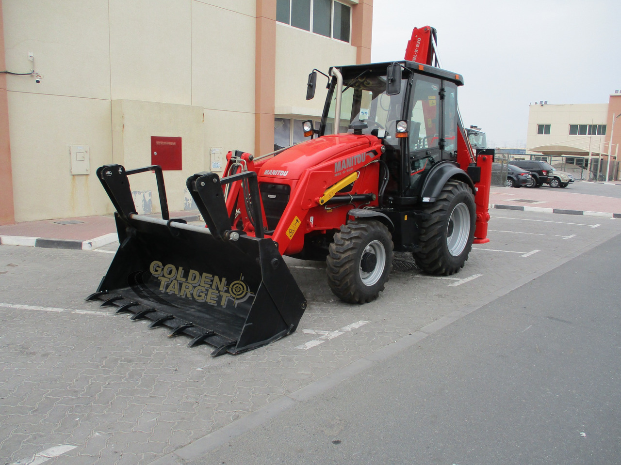MANITOU MBL-X-920 BACKHOE LOADER - Retroescavadeira: foto 2 MANITOU MBL-X-920 BACKHOE LOADER - Retroescavadeira: foto 2
