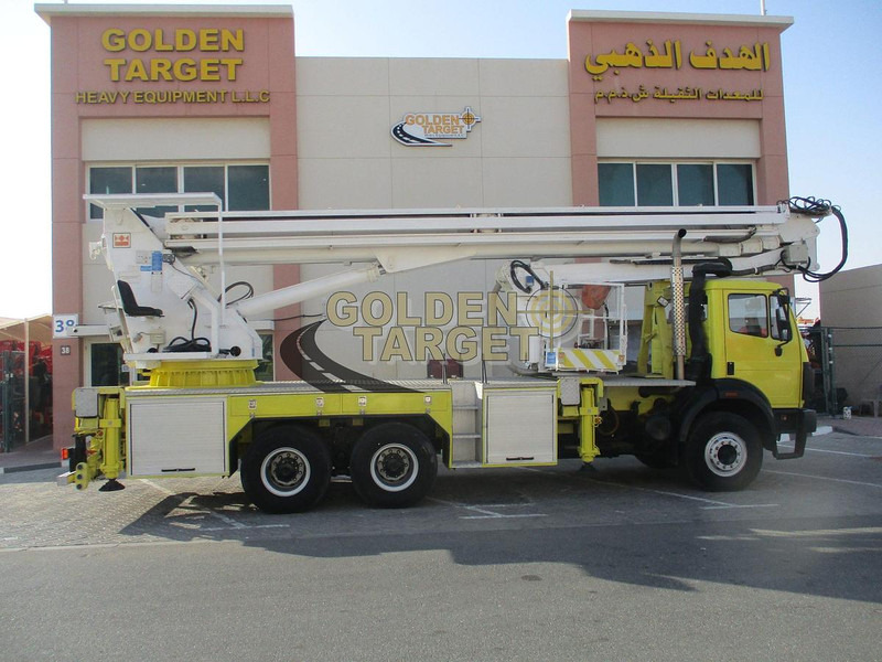 Mercedes-Benz 2638 - Plataforma aérea: foto 5 Mercedes-Benz 2638 - Plataforma aérea: foto 5