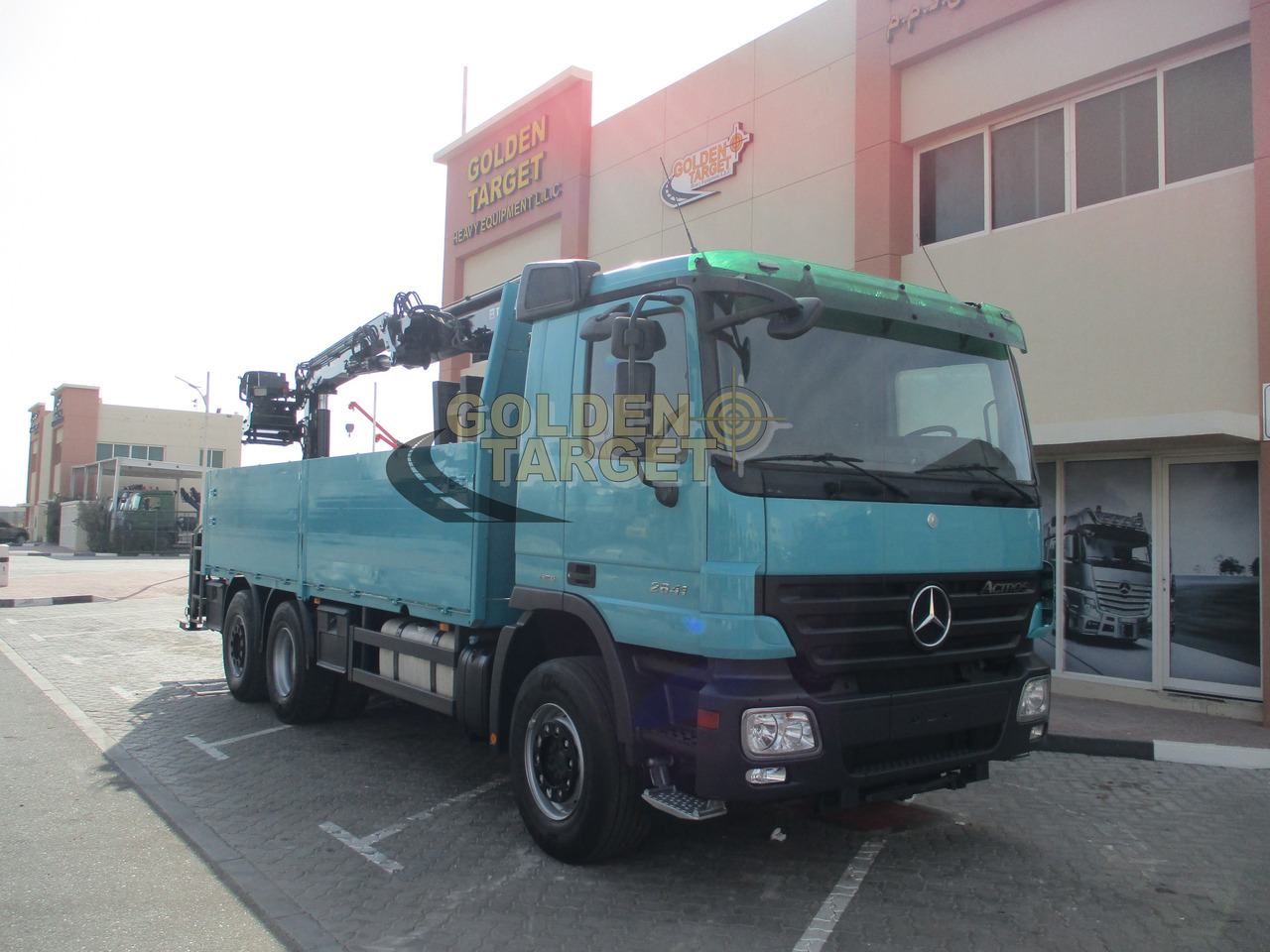 Mercedes-Benz Actros 2641 - Camião de caixa aberta/ Plataforma, Camião grua: foto 1 Mercedes-Benz Actros 2641 - Camião de caixa aberta/ Plataforma, Camião grua: foto 1