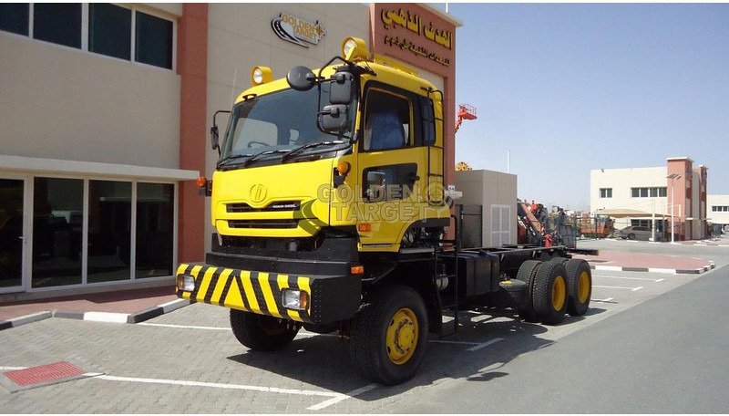 Nissan CZ4YL - Semi-reboque chassi: foto 2 Nissan CZ4YL - Semi-reboque chassi: foto 2