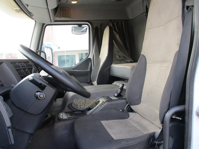 Grua móvel Renault KERAX 380: foto 17 Grua móvel Renault KERAX 380: foto 17