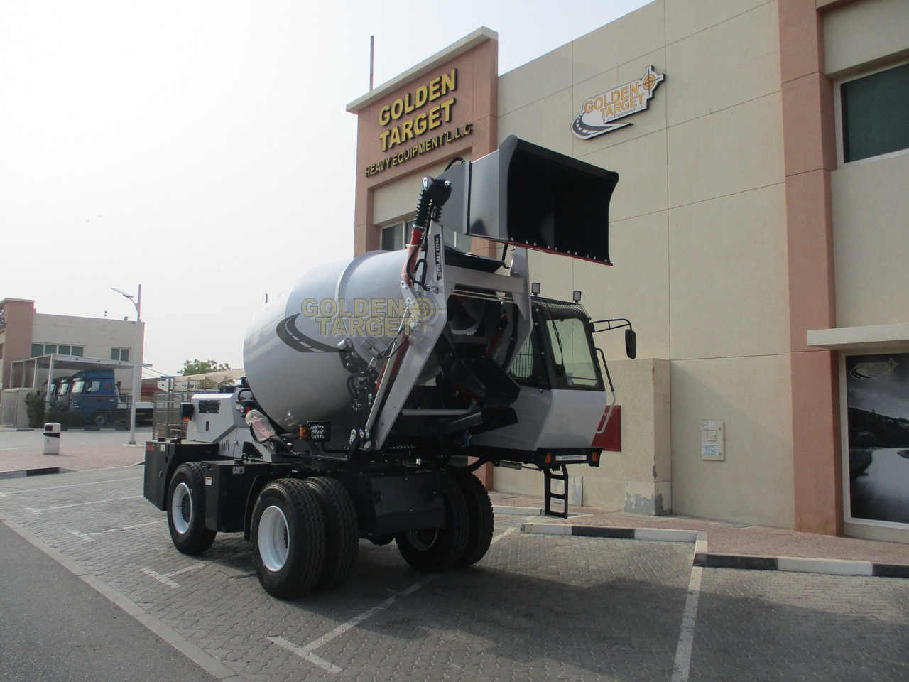 Solution H35 Self Loading Mixer - Camião betoneira: foto 3 Solution H35 Self Loading Mixer - Camião betoneira: foto 3