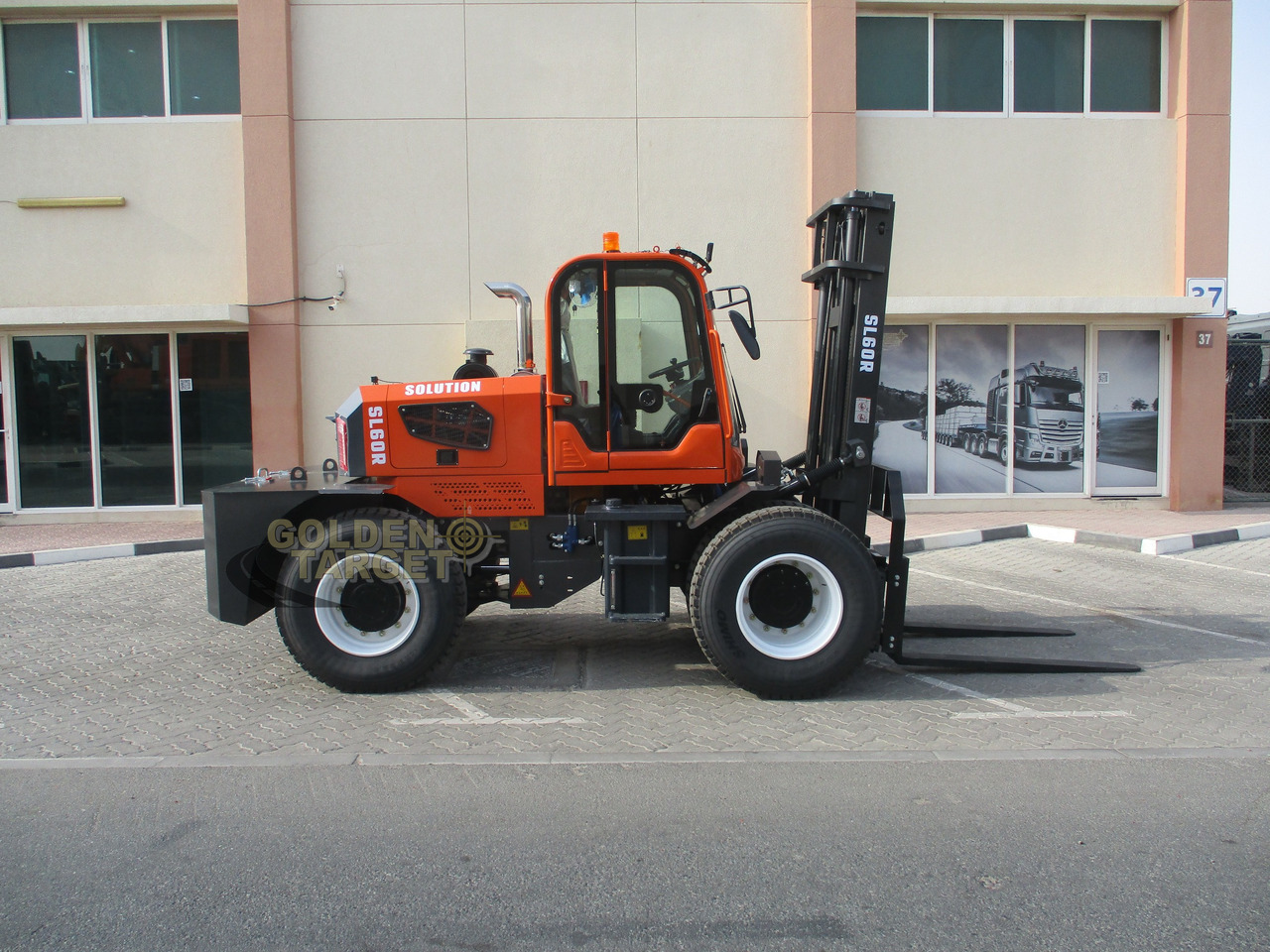 Solution SL60R Rough Terrain Forklift - Empilhadeira a diesel: foto 5 Solution SL60R Rough Terrain Forklift - Empilhadeira a diesel: foto 5