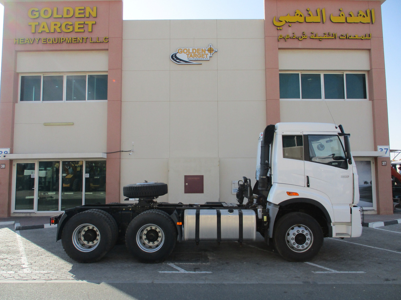 FAW 4181P2K15 6x4 Head Truck - Tractor: foto 5 FAW 4181P2K15 6x4 Head Truck - Tractor: foto 5
