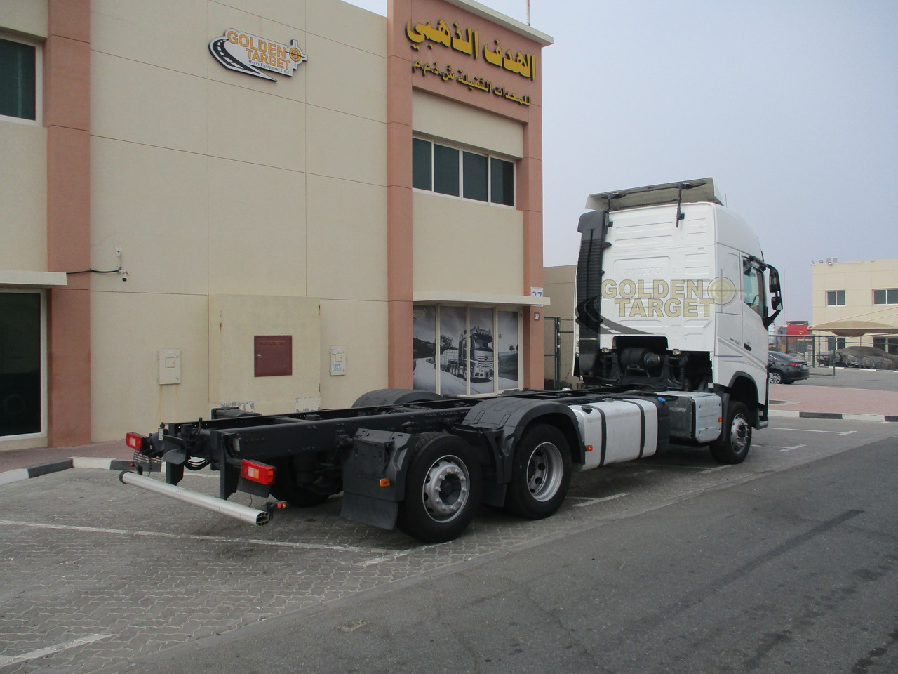 Volvo FH460 6×2 Chassis - Camião chassi: foto 3 Volvo FH460 6×2 Chassis - Camião chassi: foto 3