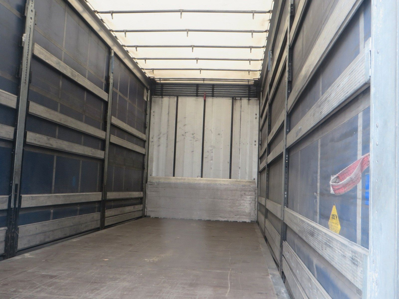 Camião de lona Renault T480 SC 6x2 Tandem jumbo 116m3: foto 18