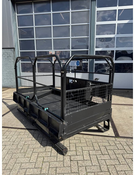 Equipamento por Máquina de construção Manitou Nacelle Roofing basket: foto 10
