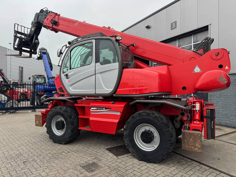 Manitou MRT 2540 Privilege - Empilhador telescópico: foto 1 Manitou MRT 2540 Privilege - Empilhador telescópico: foto 1