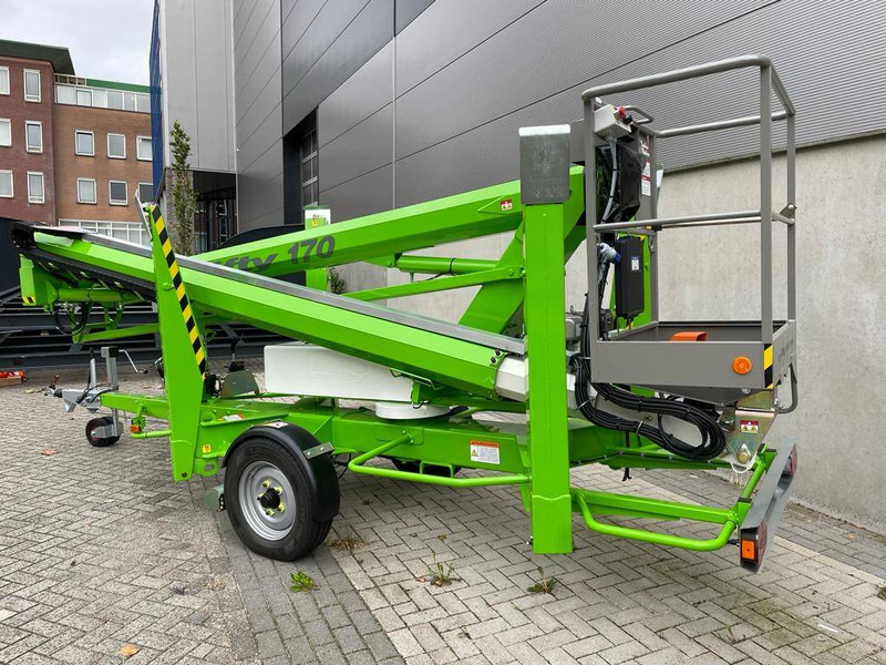 Niftylift 170 H P E T - Plataforma de elevaçao rebocável: foto 2 Niftylift 170 H P E T - Plataforma de elevaçao rebocável: foto 2