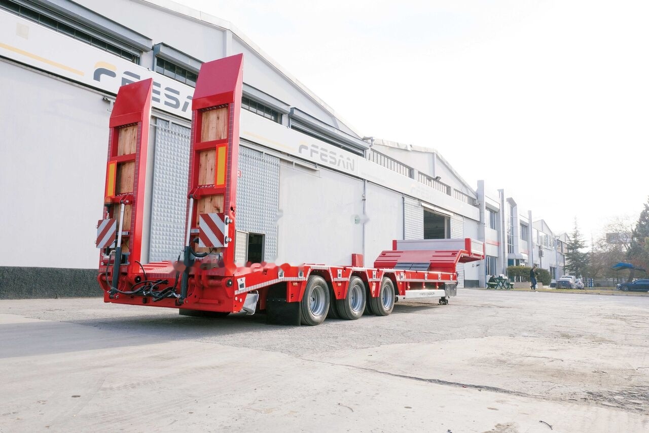 Fesan 3 AXLES LOWBED - Semi-reboque baixa: foto 2 Fesan 3 AXLES LOWBED - Semi-reboque baixa: foto 2
