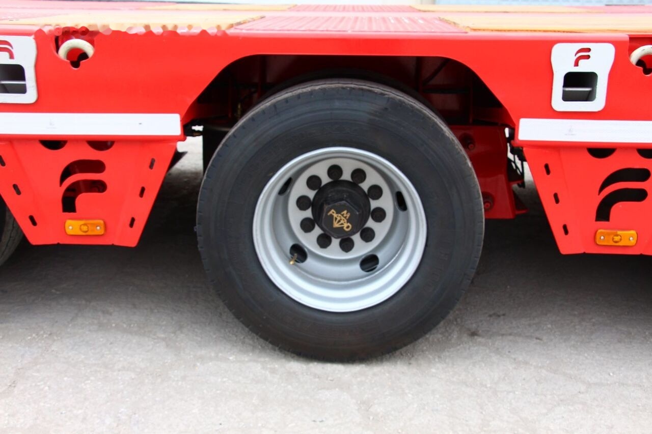 Fesan 4 AXLES LOWBED - Semi-reboque baixa: foto 2 Fesan 4 AXLES LOWBED - Semi-reboque baixa: foto 2