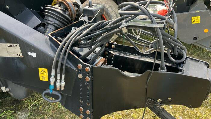 Case IH LB434 - Enfardadeira de fardos quadrados: foto 4 Case IH LB434 - Enfardadeira de fardos quadrados: foto 4