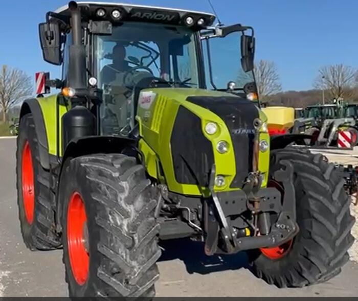 Claas Arion 650 - Trator: foto 1 Claas Arion 650 - Trator: foto 1