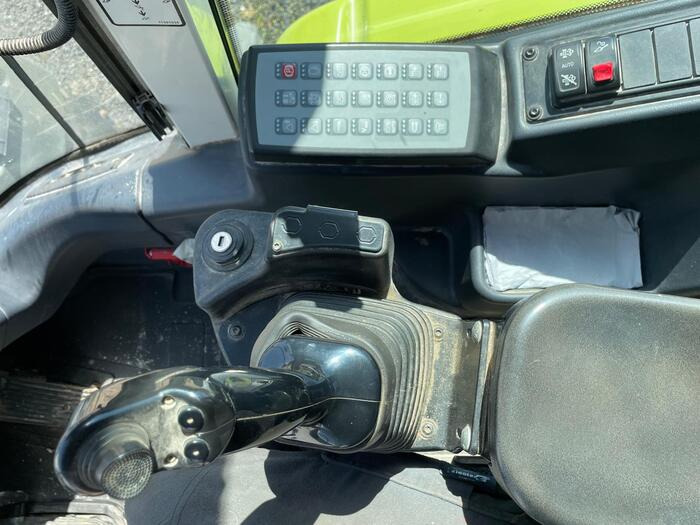 Claas Torion 1511 - Pá carregadora de rodas: foto 5 Claas Torion 1511 - Pá carregadora de rodas: foto 5