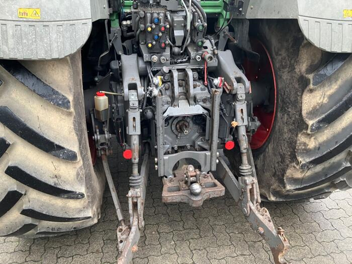 Fendt 824 Vario ProfiPlus - Trator: foto 5 Fendt 824 Vario ProfiPlus - Trator: foto 5
