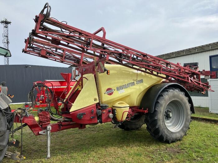 Hardi NAVIGATOR 4000 - Pulverizador montado: foto 1 Hardi NAVIGATOR 4000 - Pulverizador montado: foto 1
