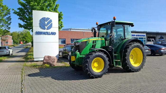 John Deere 6110 MC - Trator: foto 1 John Deere 6110 MC - Trator: foto 1
