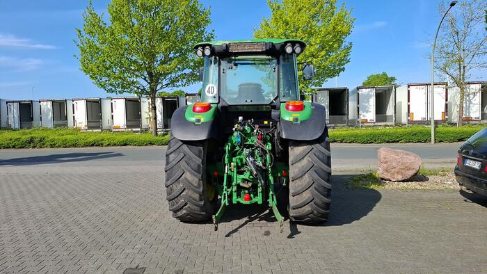 John Deere 6110 MC - Trator: foto 3 John Deere 6110 MC - Trator: foto 3
