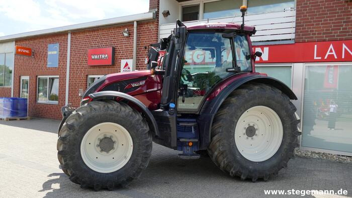 Valtra N155 - Trator: foto 4 Valtra N155 - Trator: foto 4