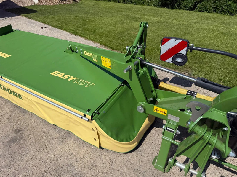 Krone Easy cut B 870 MT 603-30 NIEUW VLINDERMAAIER - Gadanheira: foto 3 Krone Easy cut B 870 MT 603-30 NIEUW VLINDERMAAIER - Gadanheira: foto 3
