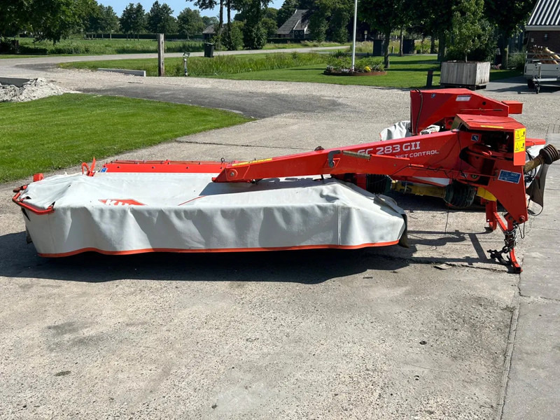 Kuhn FC 283 GII FC 283 F-FF kuhn maai combinatie schijnvemaaier - Gadanheira: foto 4 Kuhn FC 283 GII FC 283 F-FF kuhn maai combinatie schijnvemaaier - Gadanheira: foto 4