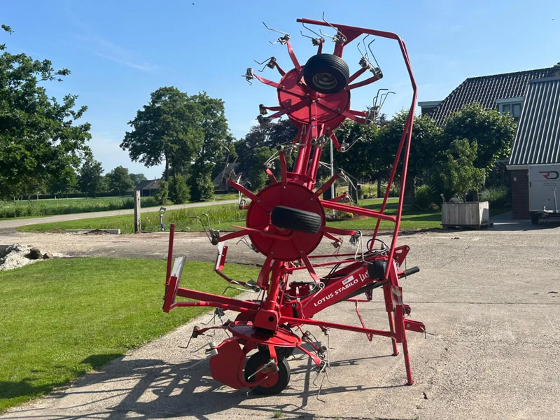 Lely Lotus 770 plus AWS Schudder - Ancinho enleirador: foto 5 Lely Lotus 770 plus AWS Schudder - Ancinho enleirador: foto 5