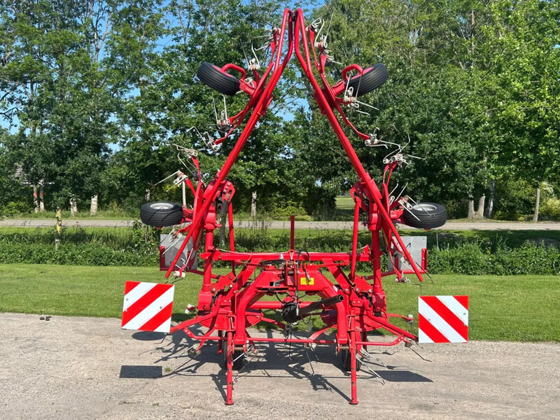 Lely Lotus 770 plus AWS Schudder - Ancinho enleirador: foto 1 Lely Lotus 770 plus AWS Schudder - Ancinho enleirador: foto 1