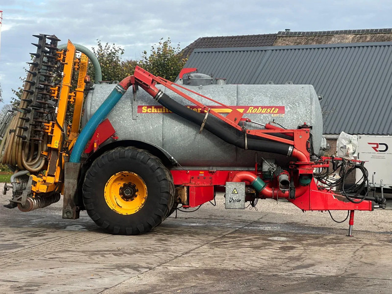 Schuitemaker Robusta 116 + Veenhuis euroject 7.60 Bemestertank - Máquina agrícola: foto 1 Schuitemaker Robusta 116 + Veenhuis euroject 7.60 Bemestertank - Máquina agrícola: foto 1