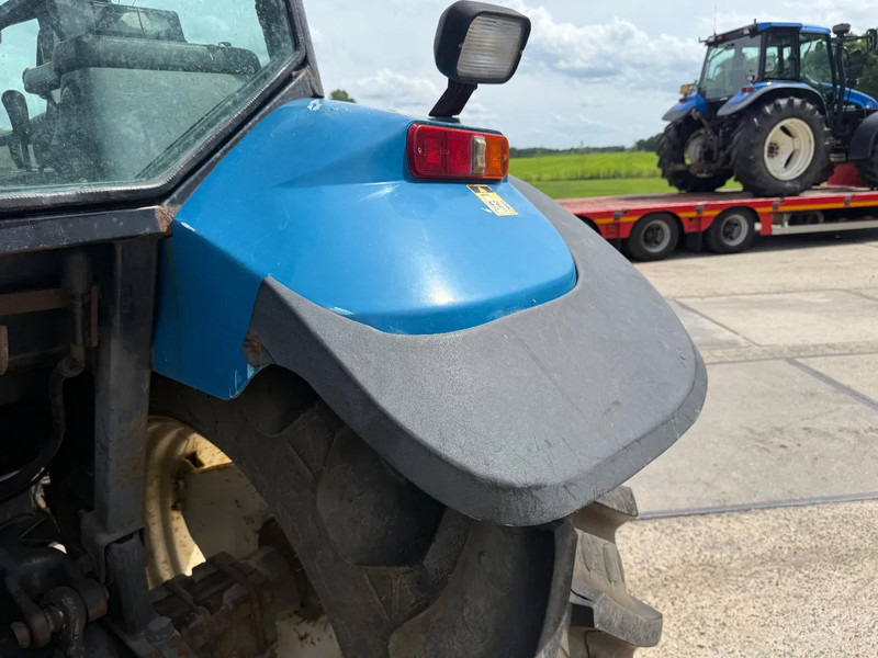 New Holland TS90 TS 90 Trekker ex Overheid - Trator: foto 5 New Holland TS90 TS 90 Trekker ex Overheid - Trator: foto 5