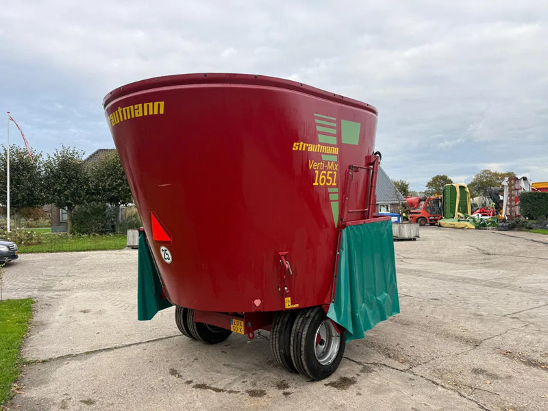 Strautmann Verti mix 1651 Mengwagen 13,5 m3 NIEUW Staat - Equipamento de gado: foto 4 Strautmann Verti mix 1651 Mengwagen 13,5 m3 NIEUW Staat - Equipamento de gado: foto 4