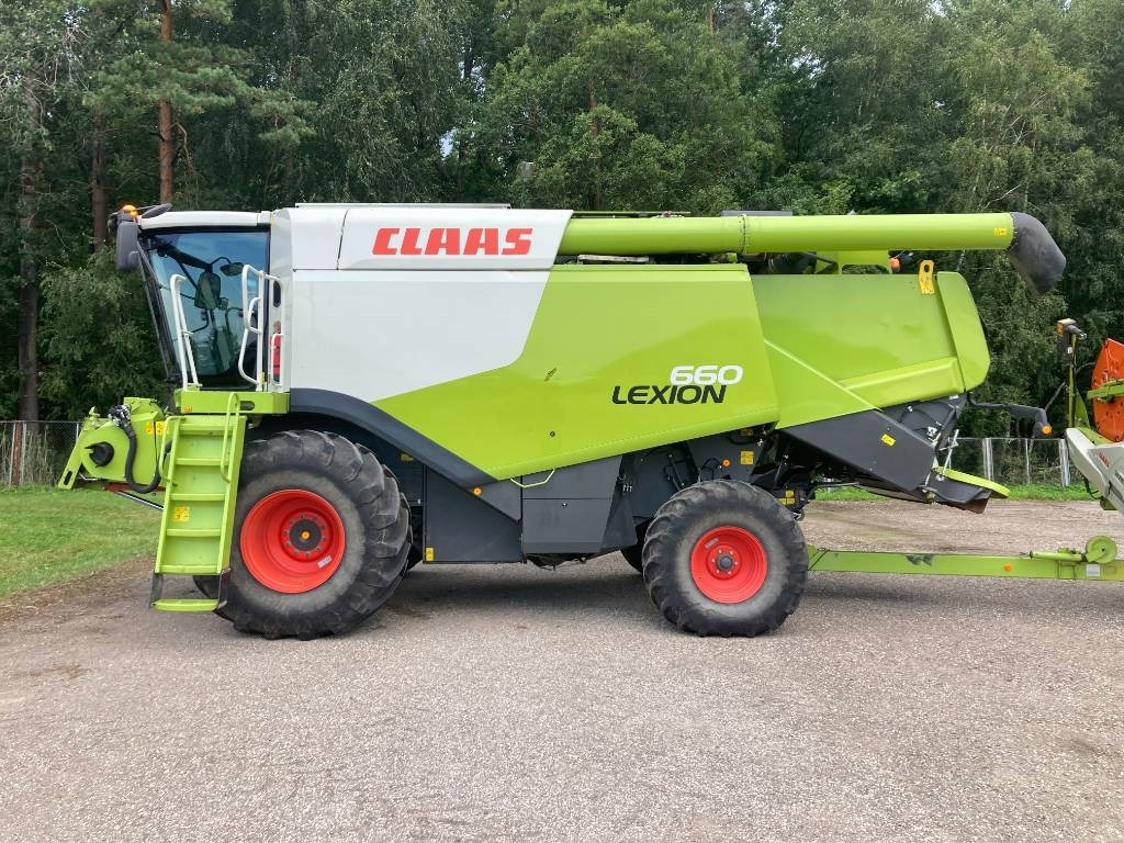 Claas Lexion 660 - Ceifeira debulhadora: foto 1 Claas Lexion 660 - Ceifeira debulhadora: foto 1