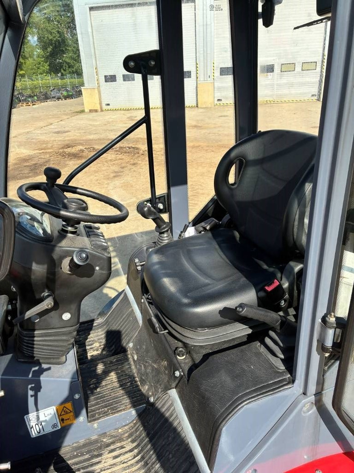 VM Loader 1040LXC - Carregadora articulada: foto 5 VM Loader 1040LXC - Carregadora articulada: foto 5