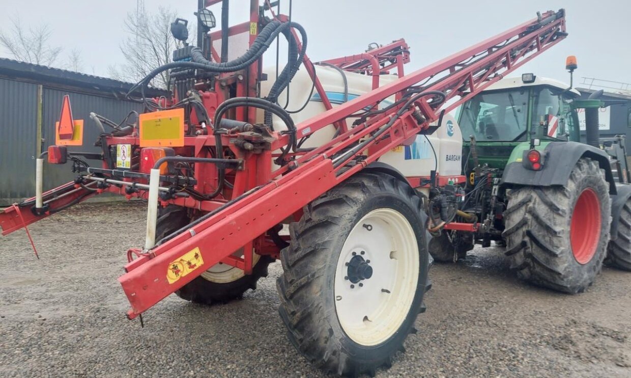 Bargam Elios 3000 - Synet til 2028 - Pulverizador de arrastar: foto 5 Bargam Elios 3000 - Synet til 2028 - Pulverizador de arrastar: foto 5