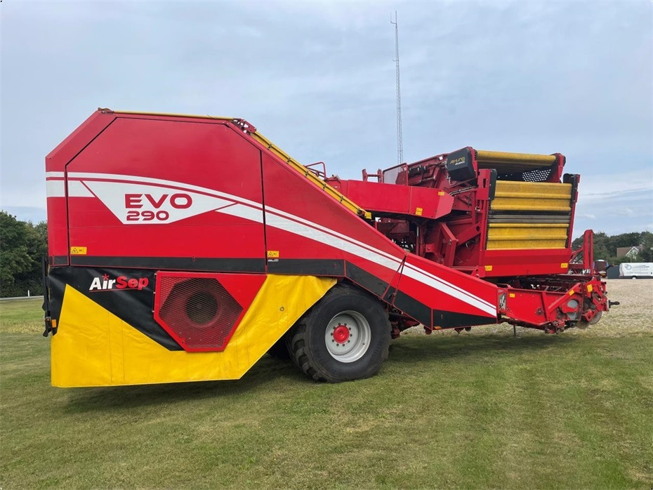 Grimme
EVO 290 AirSep - Colheitadeira de batatas: foto 1 Grimme
EVO 290 AirSep - Colheitadeira de batatas: foto 1
