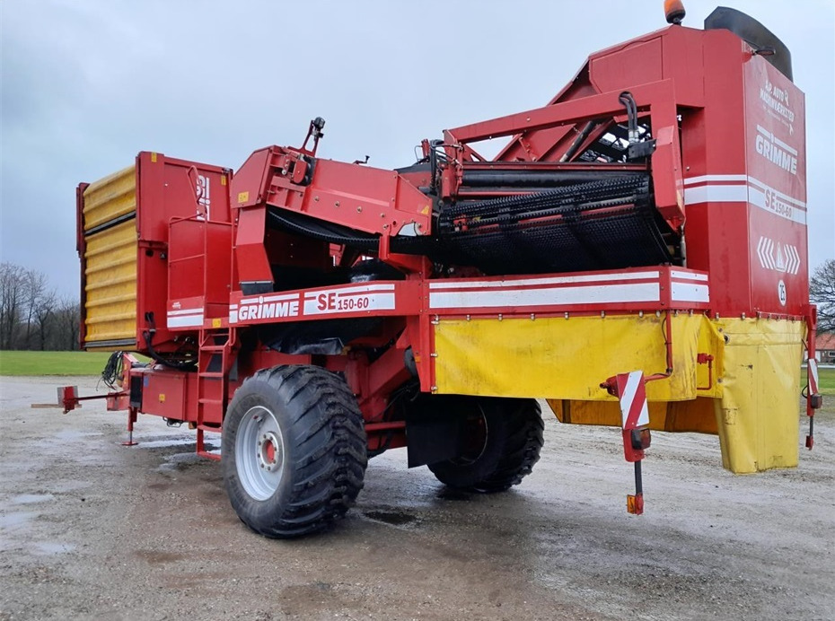 Grimme SE 150-60 NB - Colheitadeira de batatas: foto 3 Grimme SE 150-60 NB - Colheitadeira de batatas: foto 3