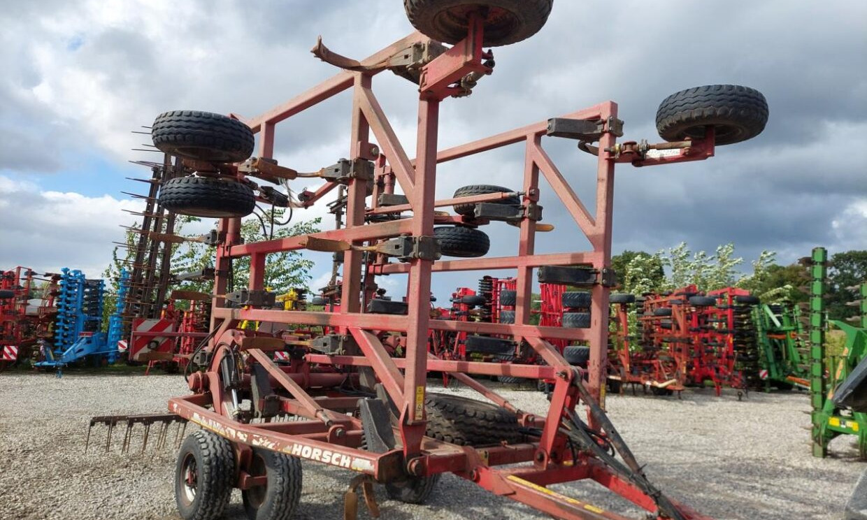 Horsch TERRANO 8 FG - Grade: foto 4 Horsch TERRANO 8 FG - Grade: foto 4