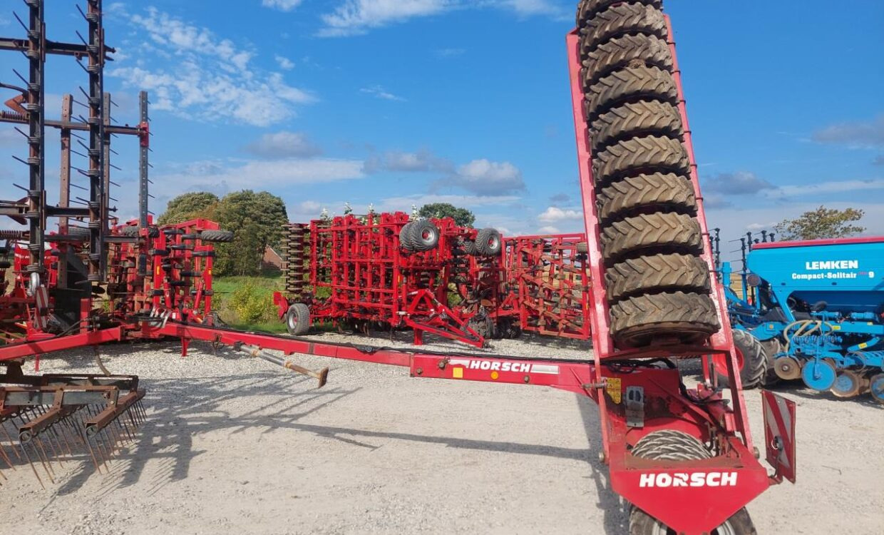 Horsch Terrano 8 FG + Optipack 8 AS - Grade: foto 4 Horsch Terrano 8 FG + Optipack 8 AS - Grade: foto 4
