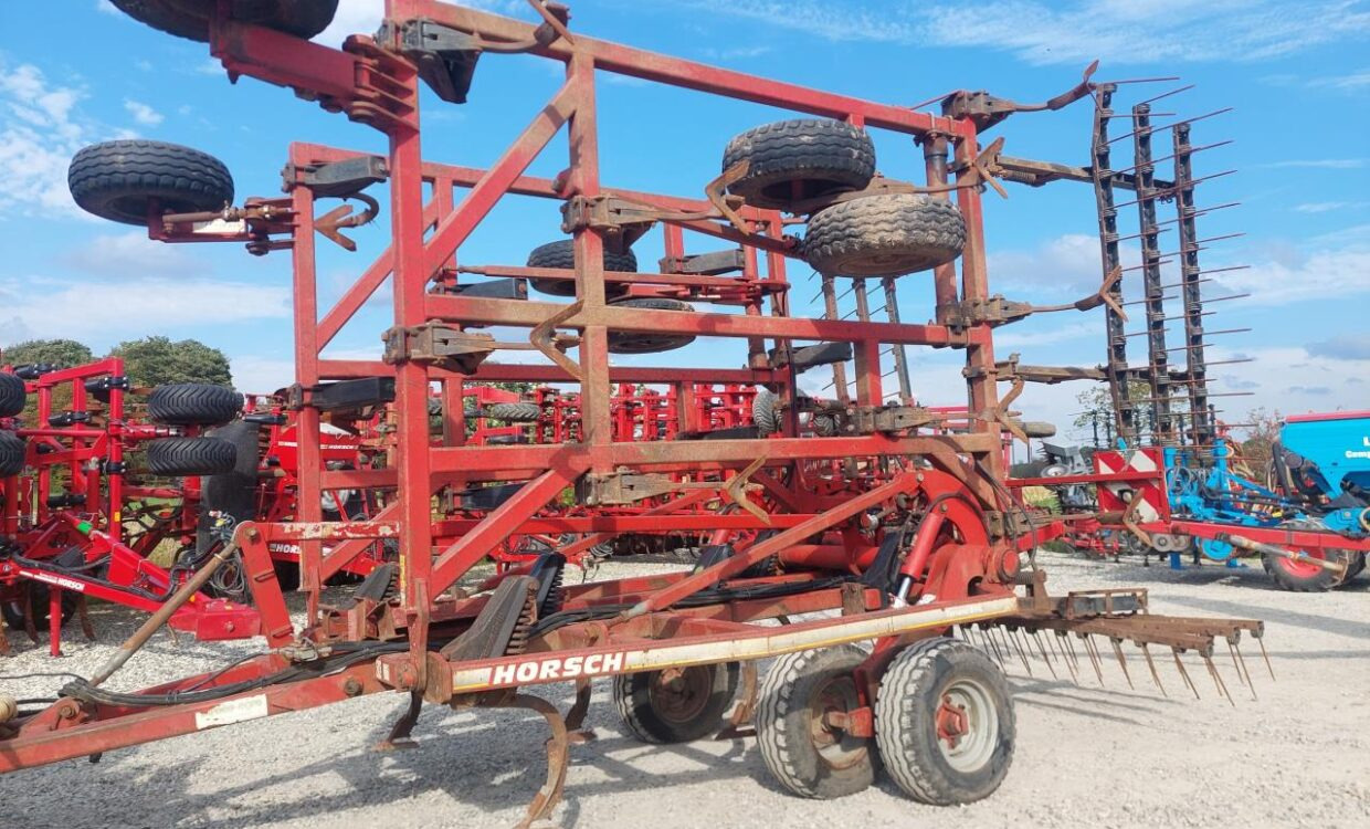 Horsch Terrano 8 FG + Optipack 8 AS - Grade: foto 2 Horsch Terrano 8 FG + Optipack 8 AS - Grade: foto 2