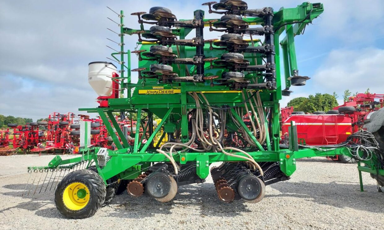 John Deere 750 A - Semeadeira: foto 1 John Deere 750 A - Semeadeira: foto 1